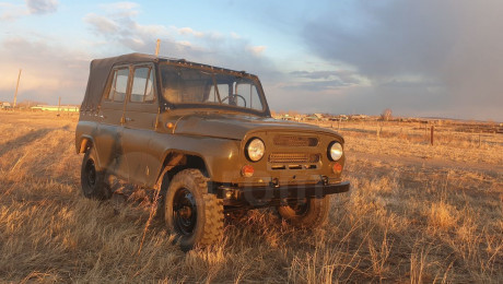 Дром забайкальский край. УАЗ 469 1974. Автомобиль УАЗ В степи.